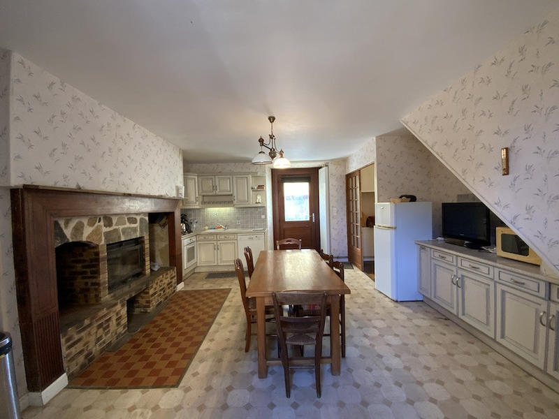 Maison - 143 m² - 7 pièces