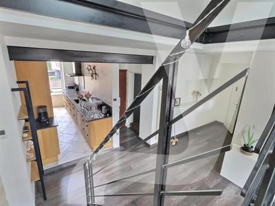 Duplex - 115 m² - 5 pièces