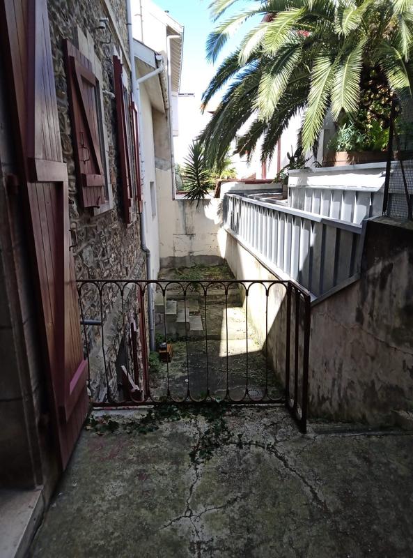 Appartement - 194 m² - 9 pièces