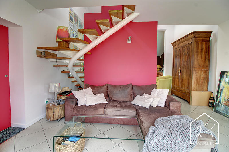 Maison - 191 m² - 7 pièces