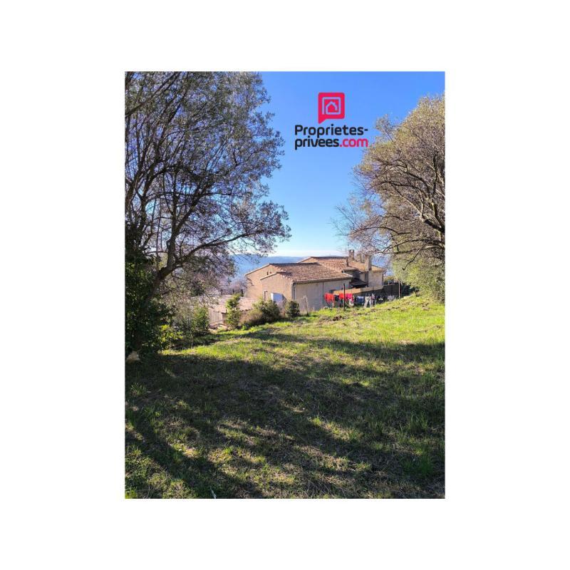 Terrain constructible - 1 000 m²