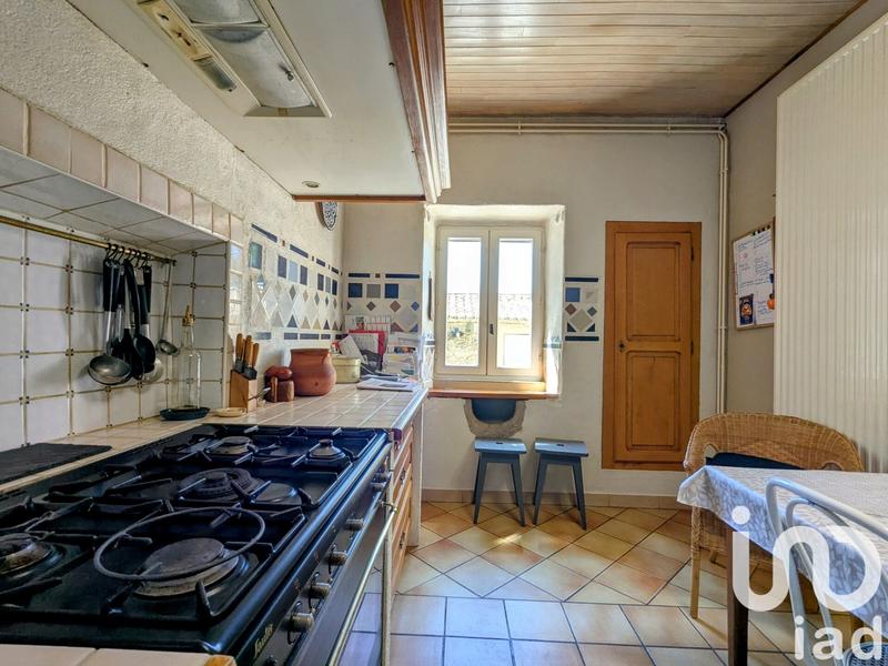 Maison - 330 m² - 10 pièces