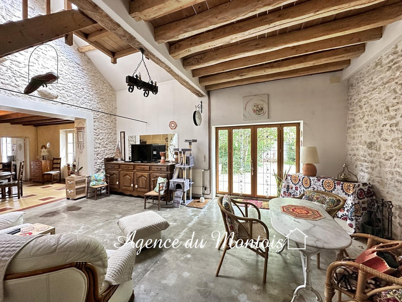 Maison - 165 m² - 7 pièces