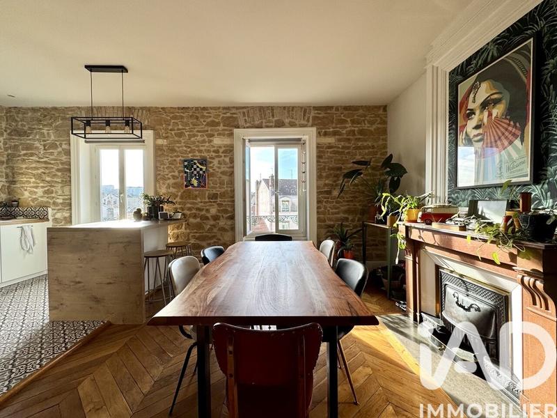 Appartement - 79 m² - 3 pièces