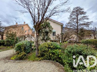 Maison - 133 m² - 6 pièces