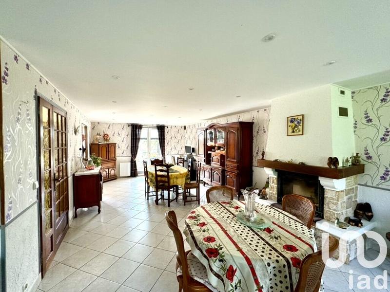 Maison - 200 m² - 6 pièces