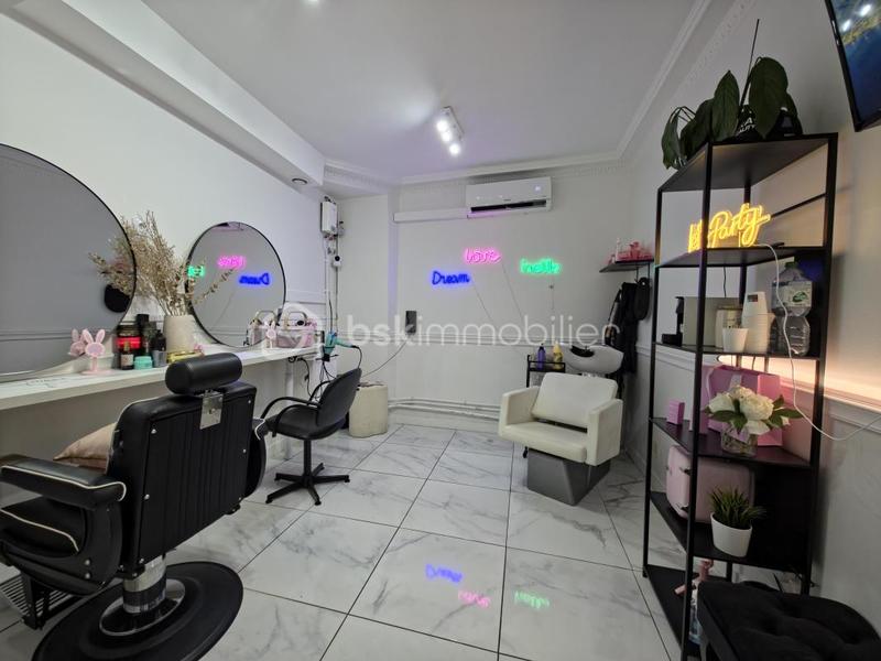 Bureau - 11 m² - 1 pièce