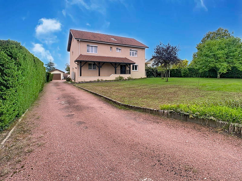 Maison - 173 m² - 7 pièces