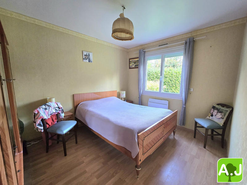 Maison - 102 m² - 5 pièces