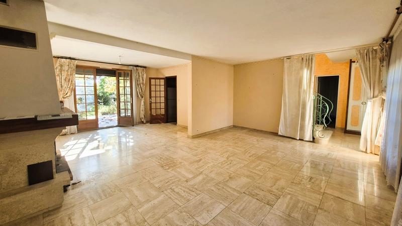 Maison - 143 m² - 7 pièces