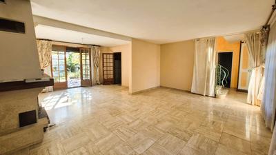 Maison - 143 m² - 7 pièces