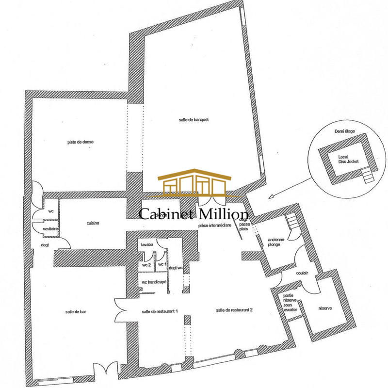 Local commercial - 341 m²