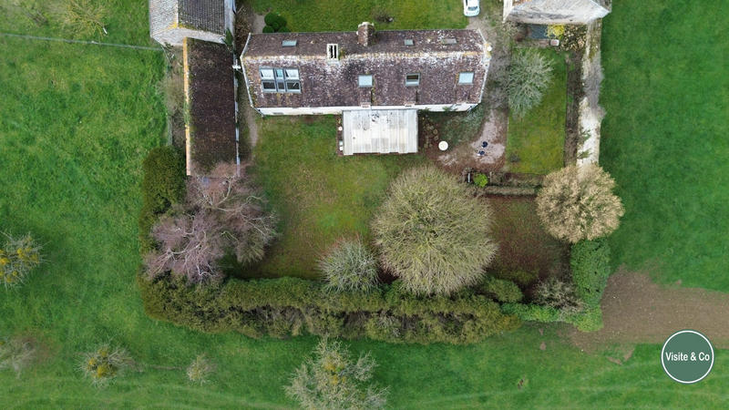 Maison ancienne - 246 m² - 9 pièces