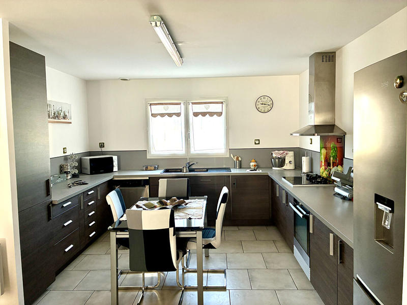 Maison - 158 m² - 4 pièces