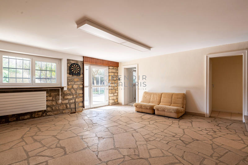 Maison ancienne - 265 m² - 11 pièces