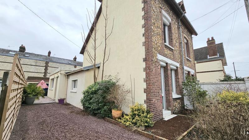 Maison ancienne - 99 m² - 5 pièces