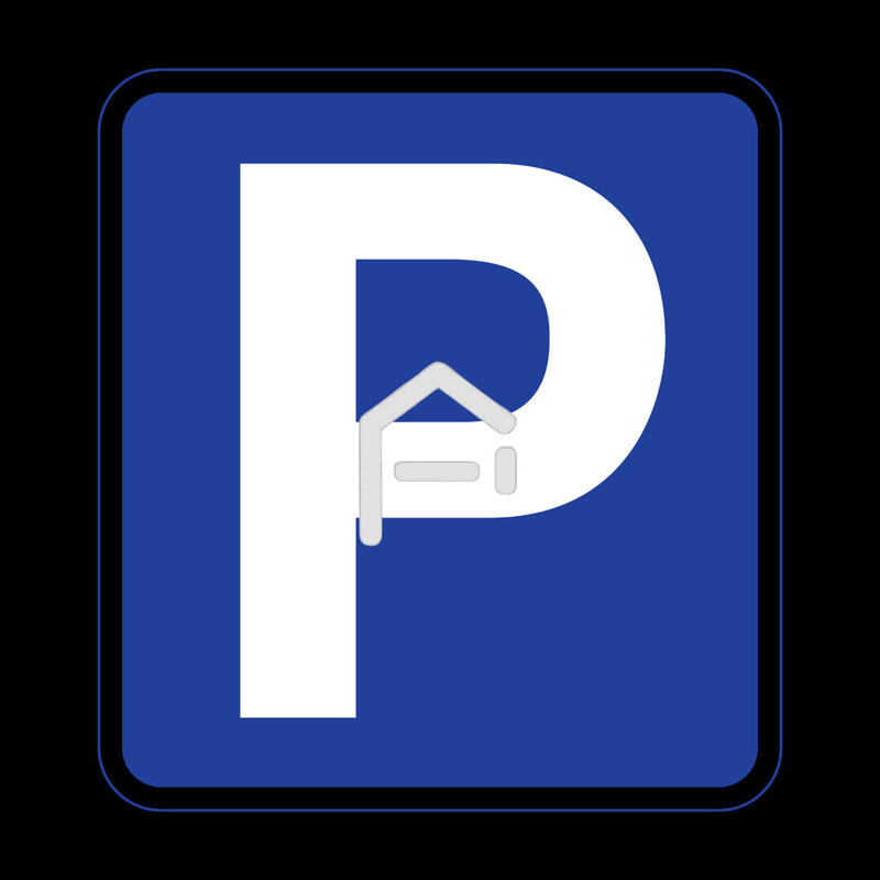 Parking / Garage