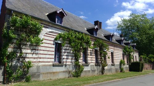 Les Chambres des Demoiselles