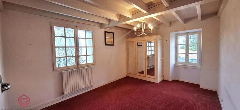 Maison de village - 249 m² - 12 pièces