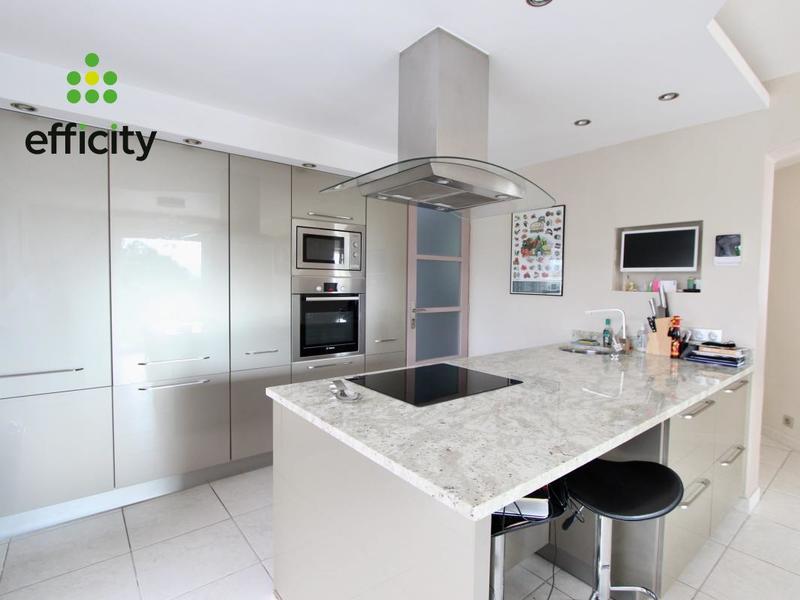 Maison - 187 m² - 6 pièces