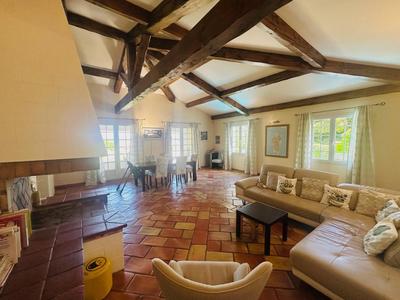 Maison - 134 m² - 4 pièces