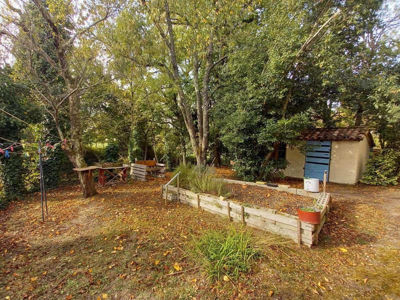 Maison traditionnelle - 215 m² - 8 pièces