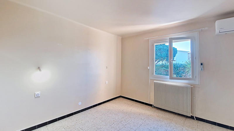 Maison traditionnelle - 95 m² - 5 pièces