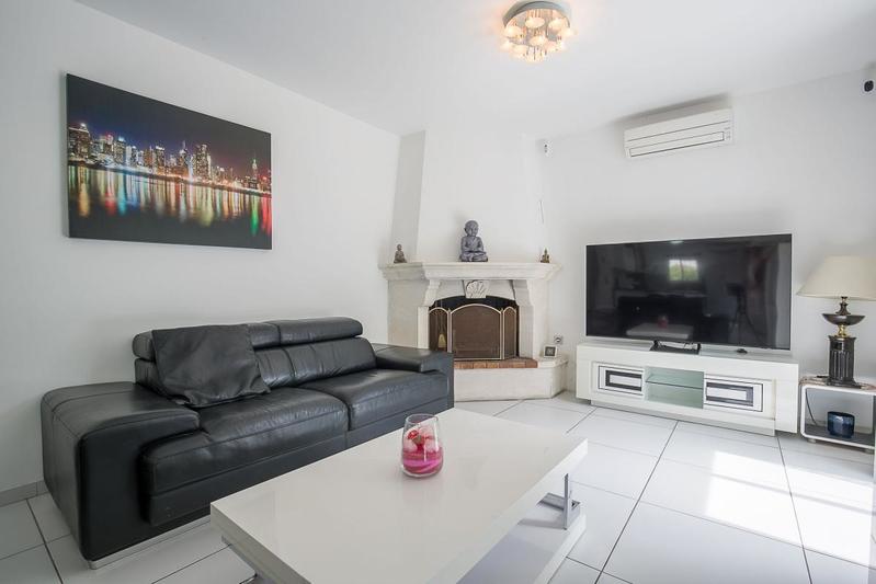 Villa - 136 m² - 5 pièces