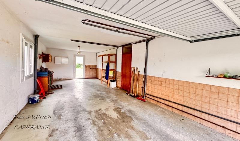 Maison - 200 m² - 6 pièces