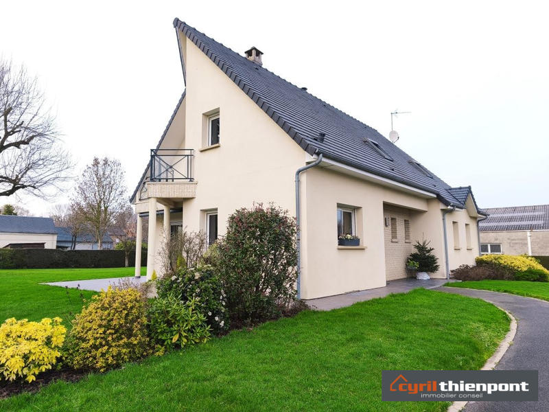 Maison - 180 m² - 7 pièces