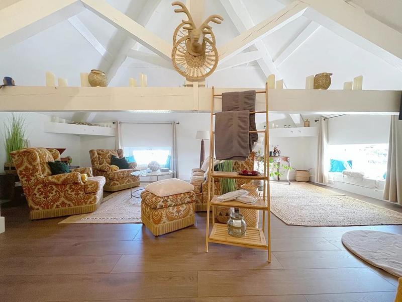 Maison - 310 m² - 11 pièces