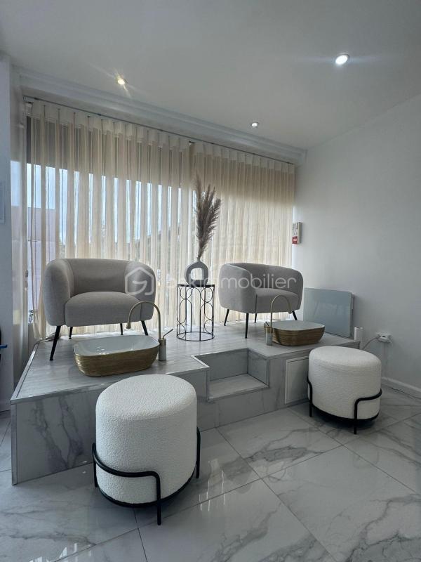 Beauté / Bien-être - 44 m²