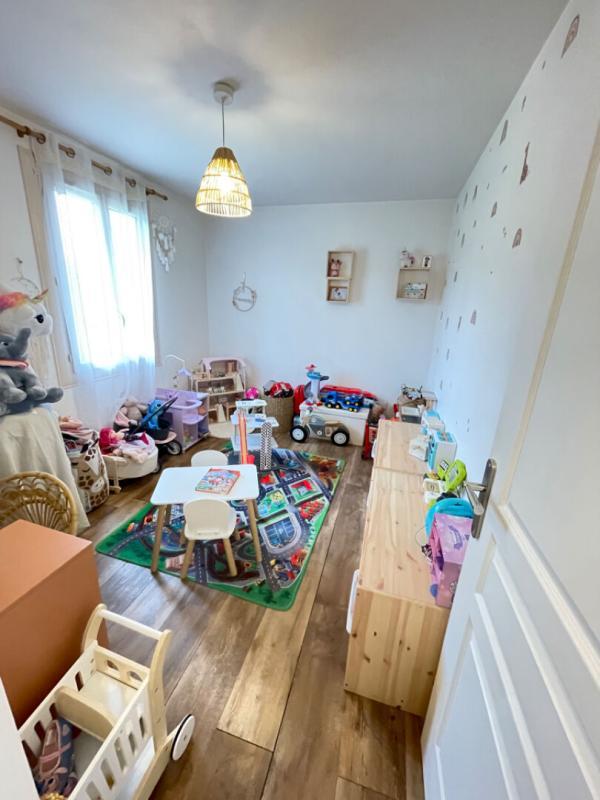 Maison - 95 m² - 4 pièces