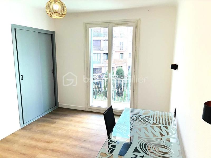 Appartement - 75 m² - 3 pièces