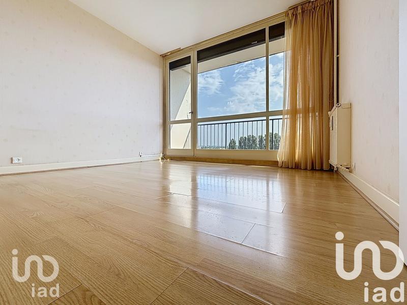 Appartement - 100 m² - 5 pièces