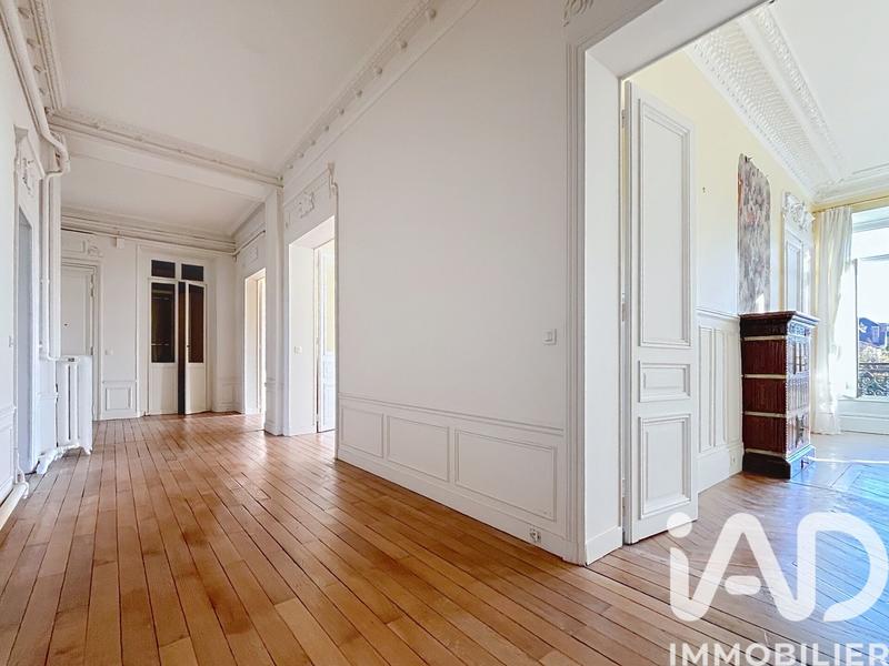 Appartement - 206 m² - 7 pièces