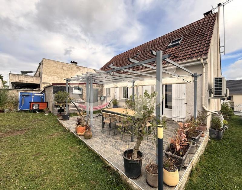 Pavillon - 100 m² - 6 pièces