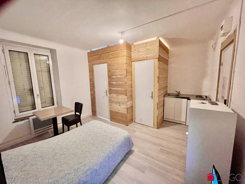 Appartement - 15 m² - 1 pièce