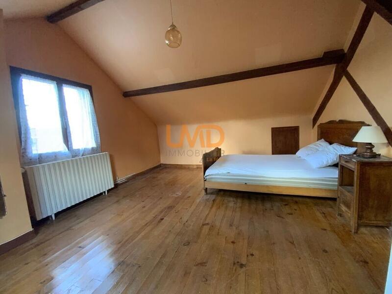 Maison - 144 m² - 7 pièces