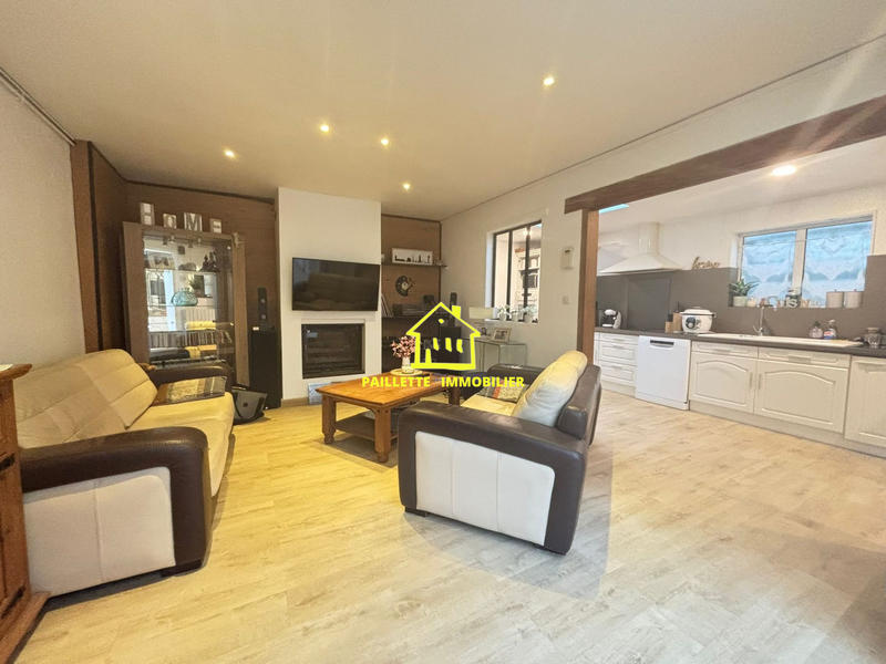 Maison - 94 m² - 4 pièces