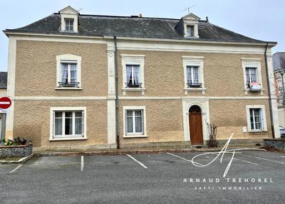 Maison - 230 m² - 7 pièces