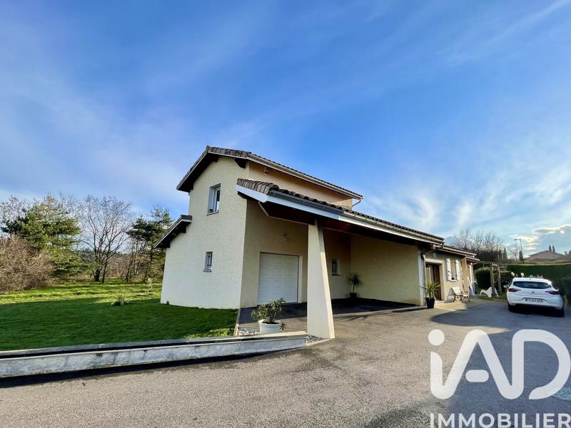 Maison - 137 m² - 5 pièces
