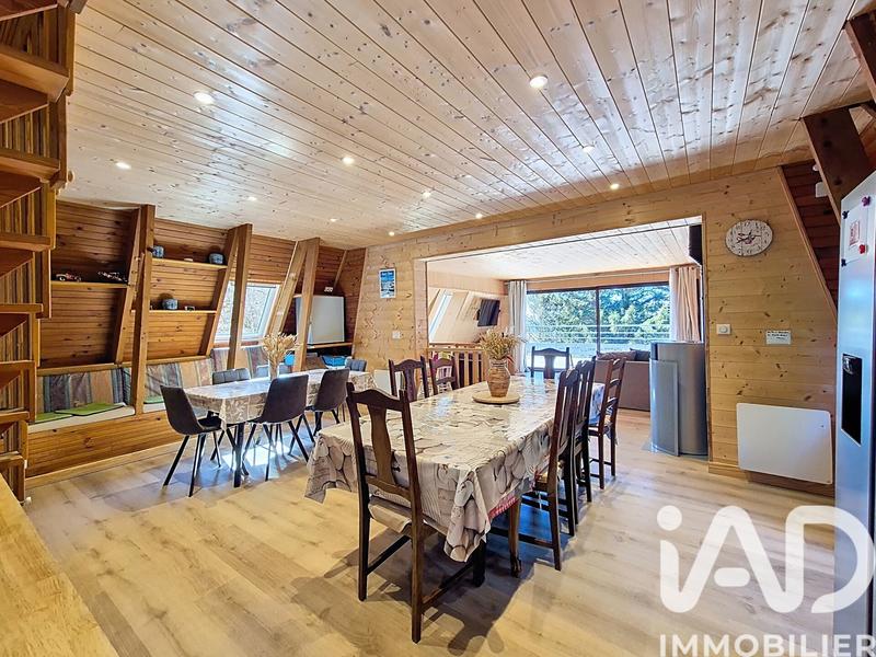 Châlet - 166 m² - 8 pièces