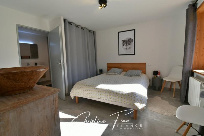 Châlet - 162 m² - 10 pièces