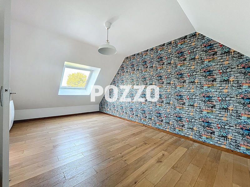 Maison - 102 m² - 5 pièces