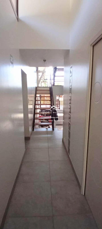 Maison contemporaine - 183 m² - 7 pièces