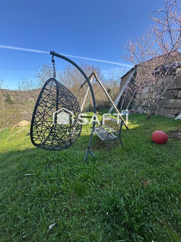 Maison de village - 140 m² - 4 pièces