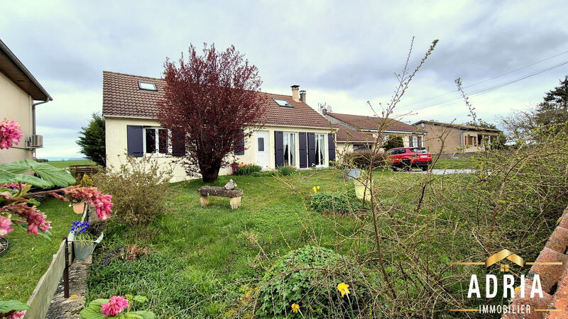 Maison - 136 m² - 8 pièces