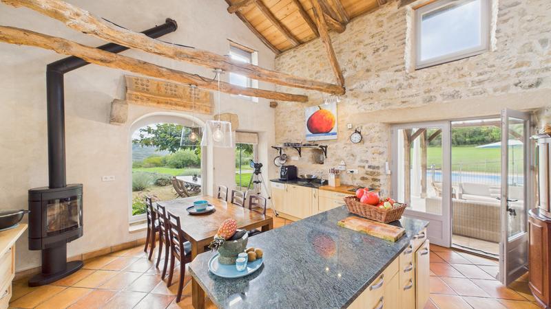 Propriété - 200 m² - 7 pièces