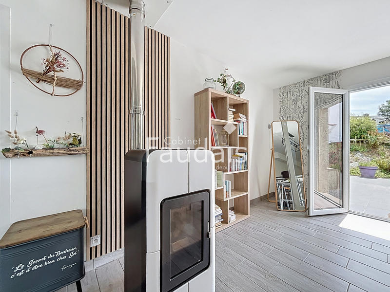 Maison - 121 m² - 6 pièces